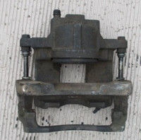 levý přední brzdič BR6 /08-11/ - ORIGINÁLNÍ DÍL